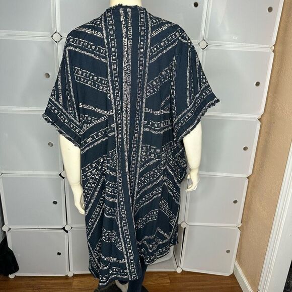 UO Ecoté Navy Blue Kimono OS - Picture 2 of 6